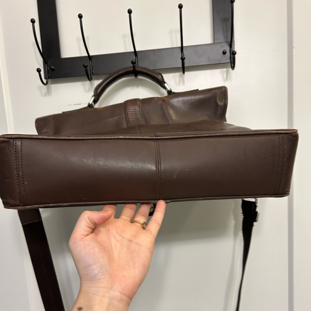 Vintage Coach Lexington Briefcase in Glovetanned Leather - Picture 11 of 14